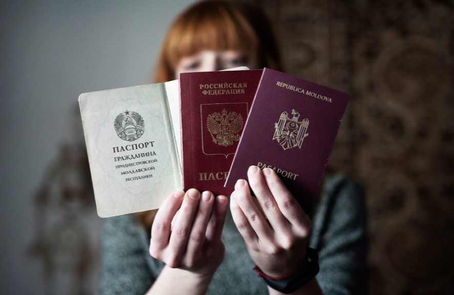 Programa 03×15 – Transnistria, un país que no aparece en los mapas: entrevistamos a la fotógrafa Hanna&nbsp;Jarzabek