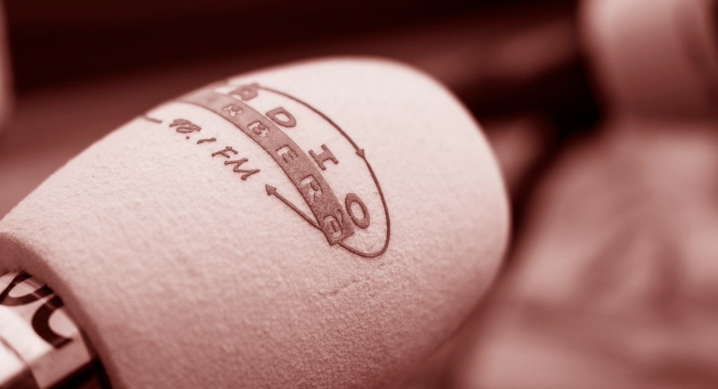 ¡Cumplimos 100 programas!