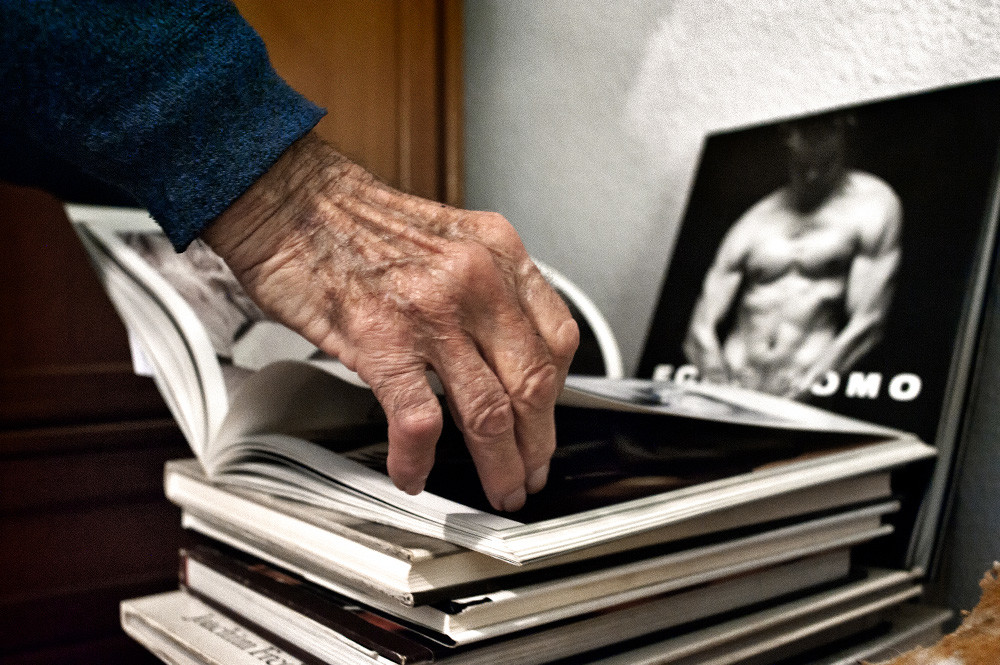 Programa 02×20 – ‘Flores de otoño’ y la visibilización de la tercera edad LGTBI: entrevistamos a la fotógrafa documental Hanna&nbsp;Jarzabek